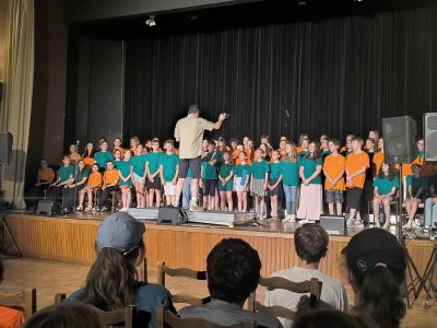 Concert des chorales des collèges à Saint-Aignan